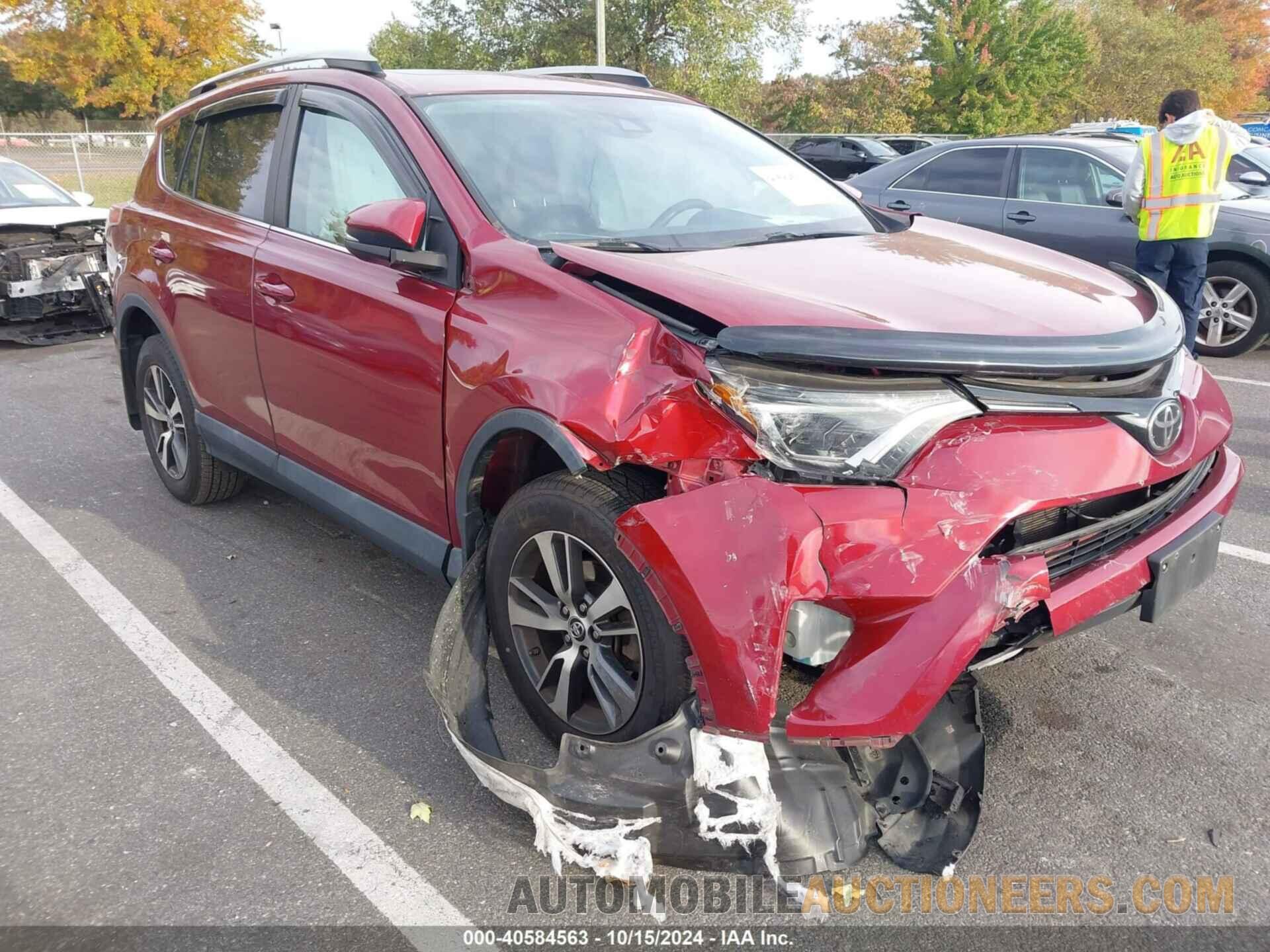 2T3RFREV1JW721570 TOYOTA RAV4 2018