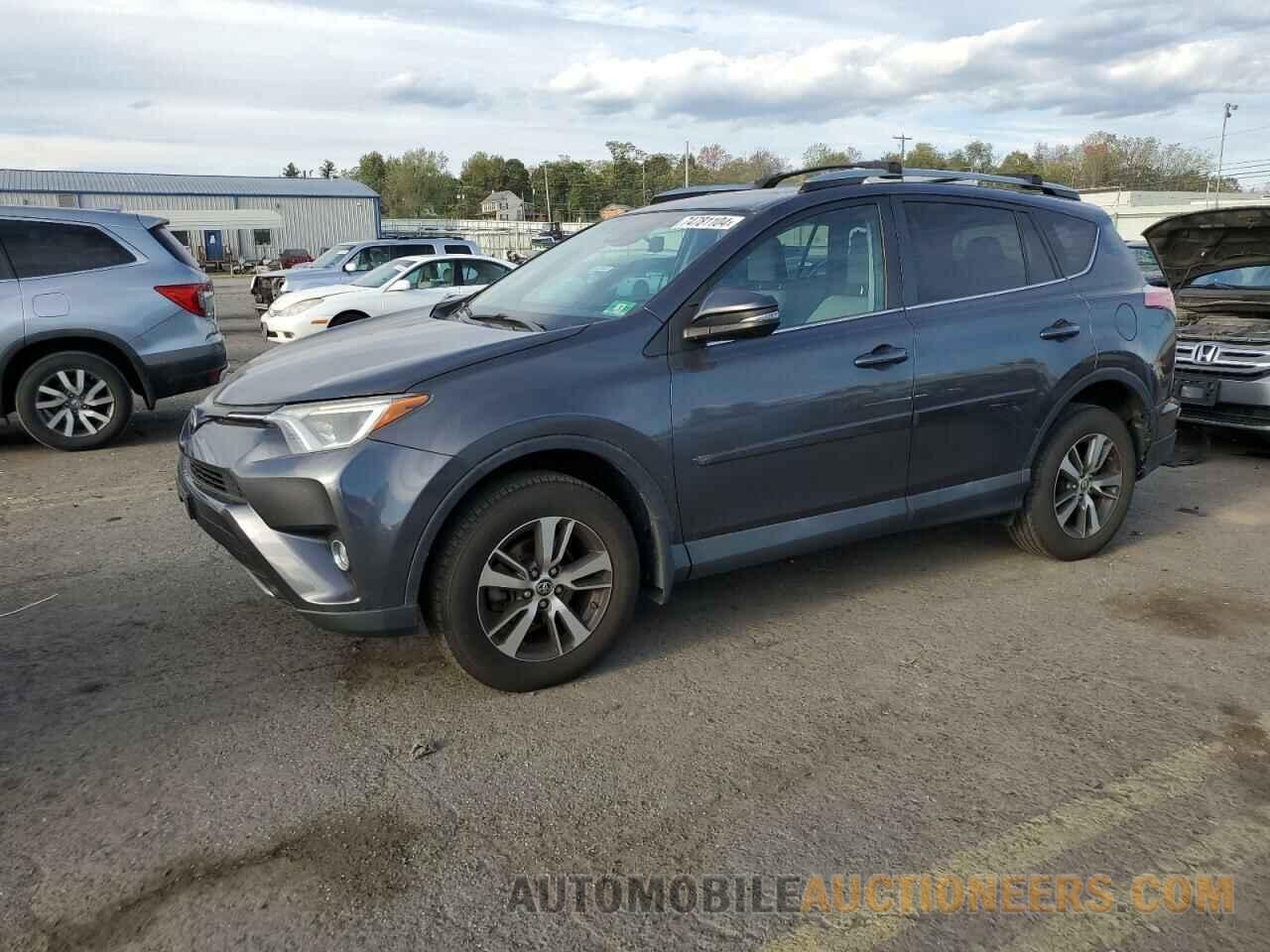 2T3RFREV1JW747120 TOYOTA RAV4 2018