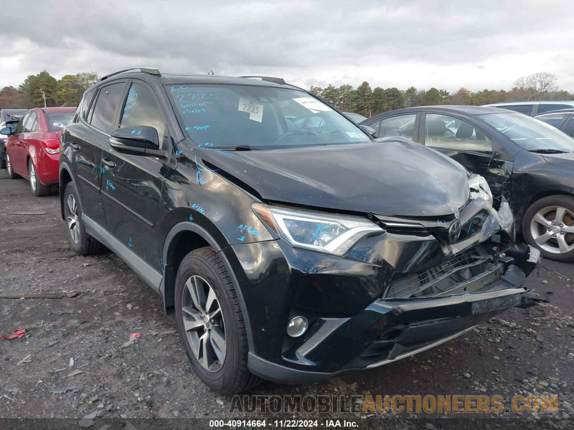 2T3RFREV1JW760563 TOYOTA RAV4 2018