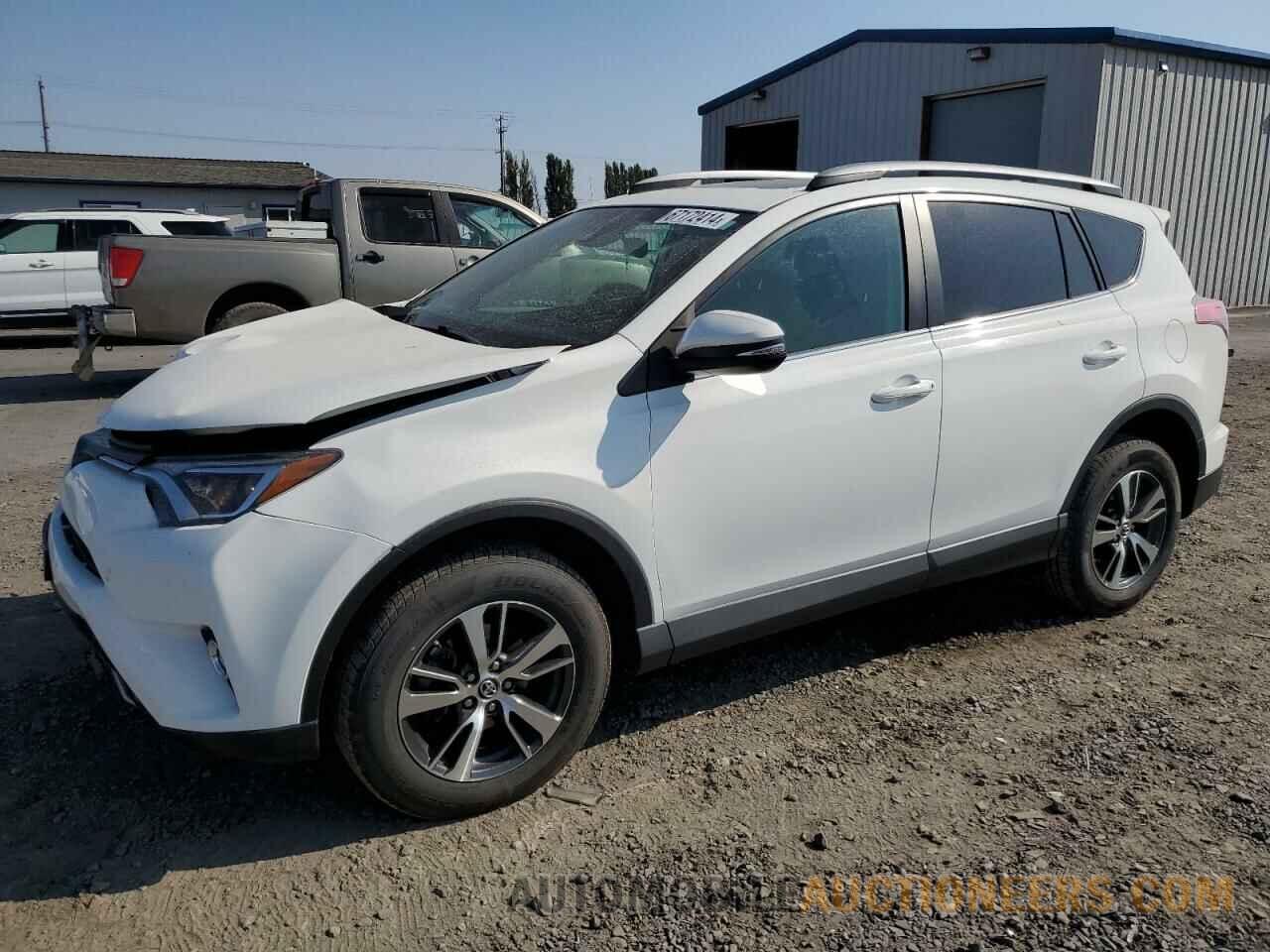 2T3RFREV1JW761793 TOYOTA RAV4 2018