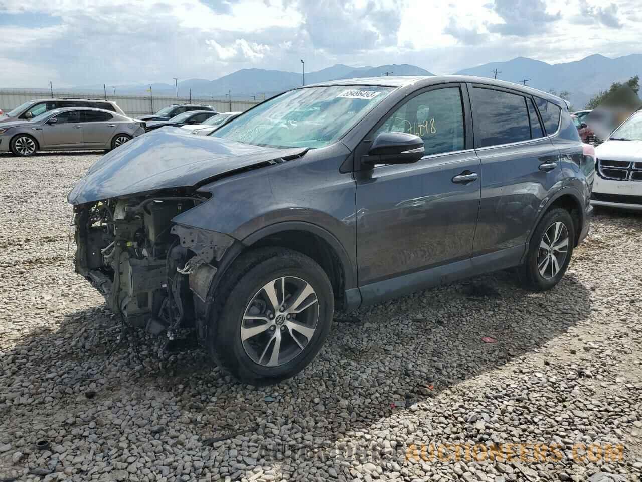 2T3RFREV1JW789044 TOYOTA RAV4 2018