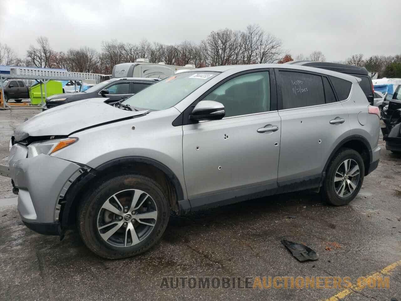 2T3RFREV1JW806229 TOYOTA RAV4 2018