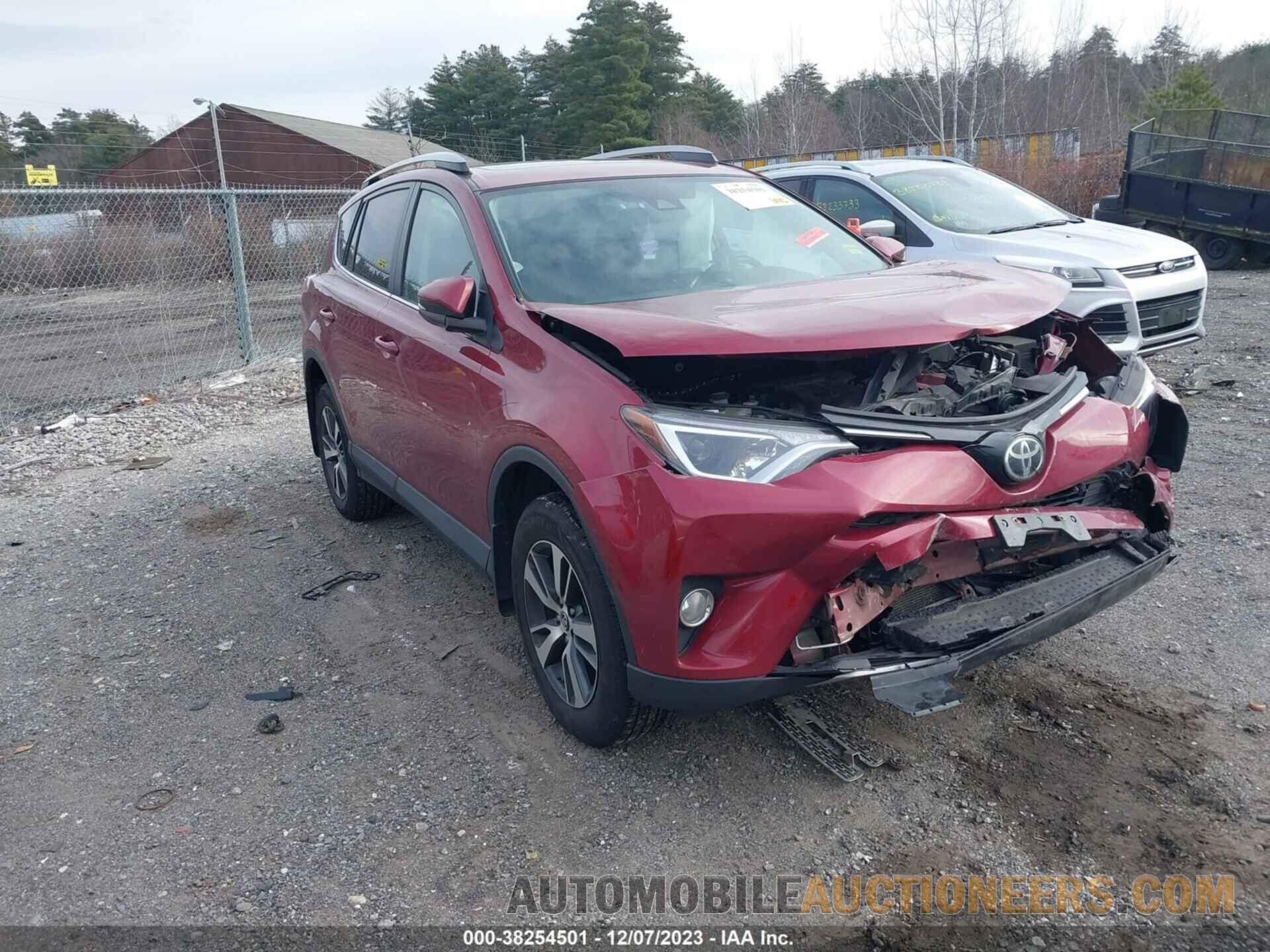 2T3RFREV1JW806988 TOYOTA RAV4 2018