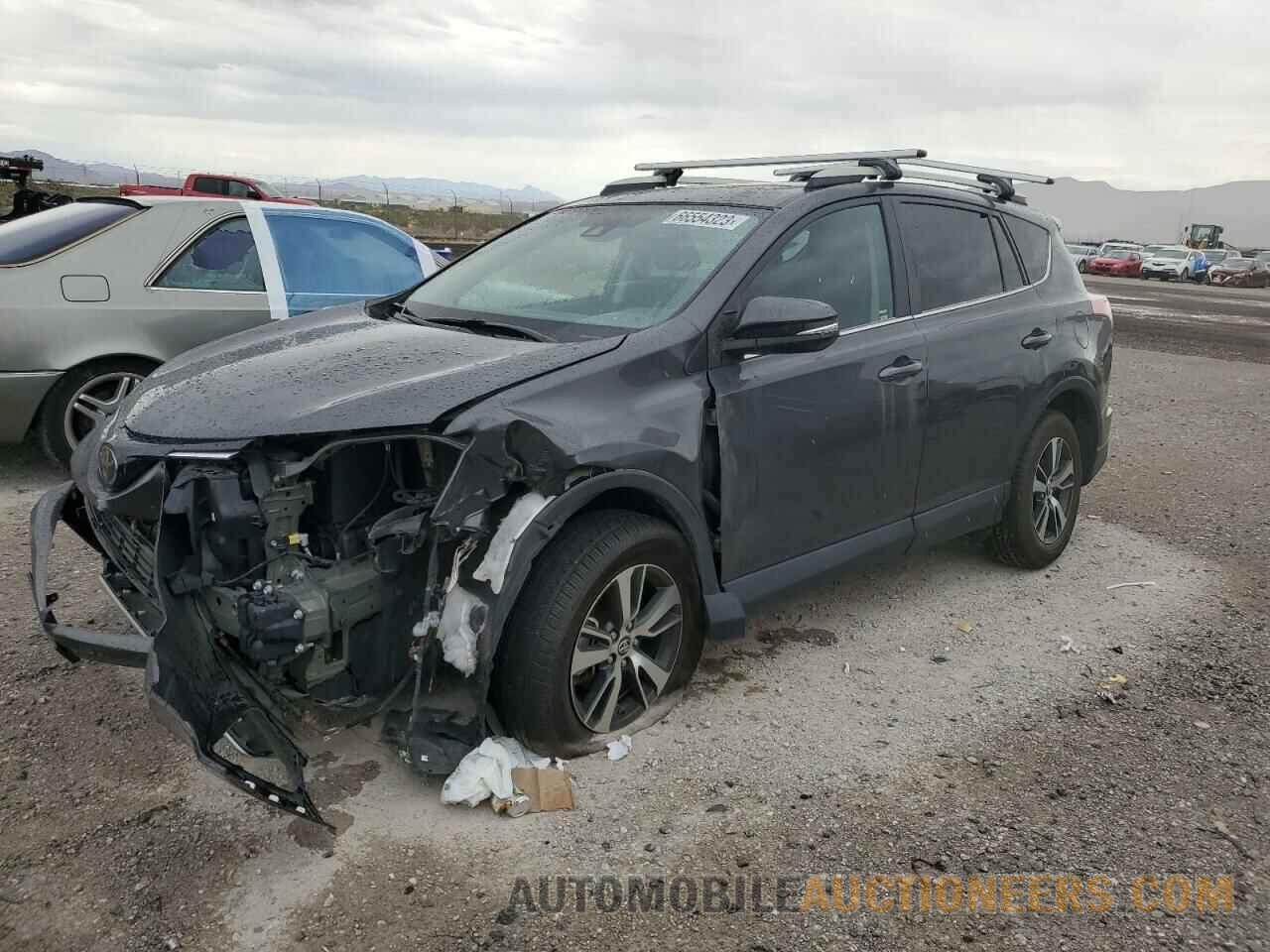 2T3RFREV1JW813598 TOYOTA RAV4 2018