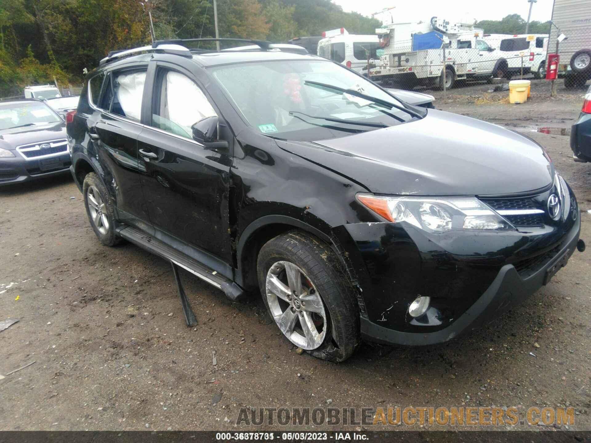 2T3RFREV2FW253968 TOYOTA RAV4 2015