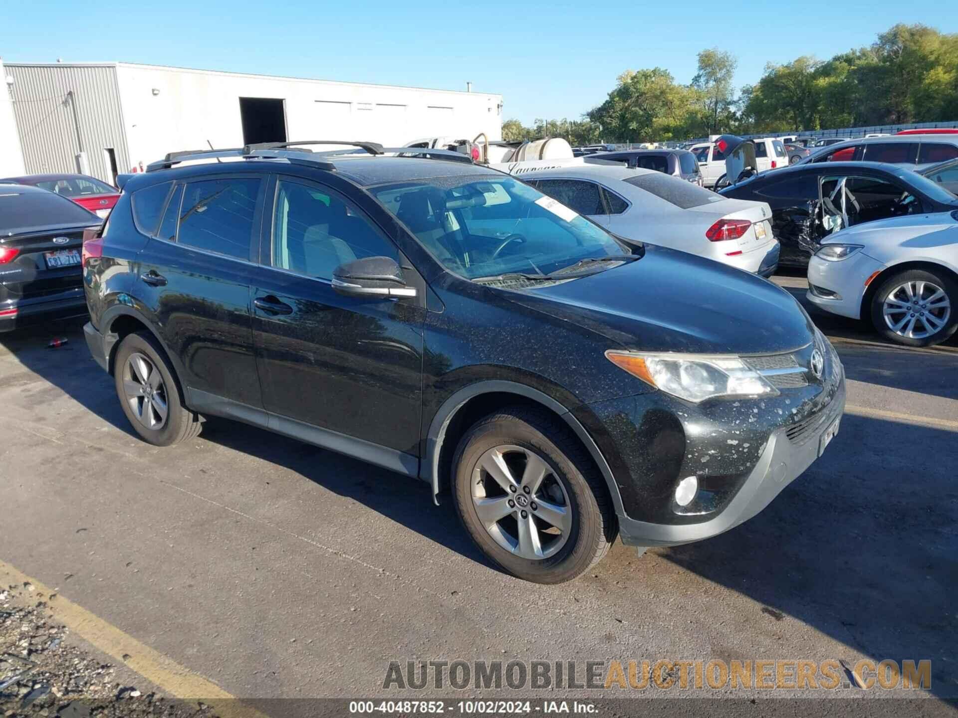 2T3RFREV2FW282208 TOYOTA RAV4 2015