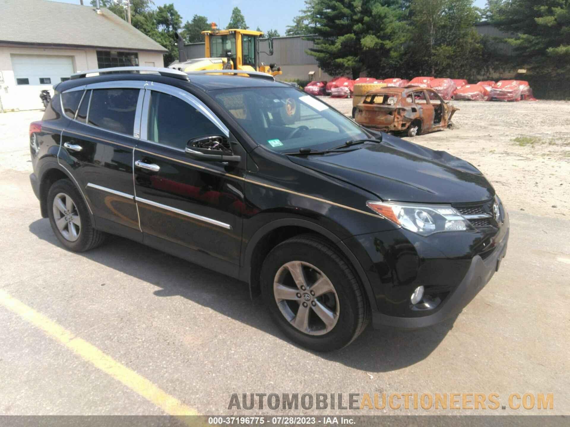 2T3RFREV2FW338437 TOYOTA RAV4 2015