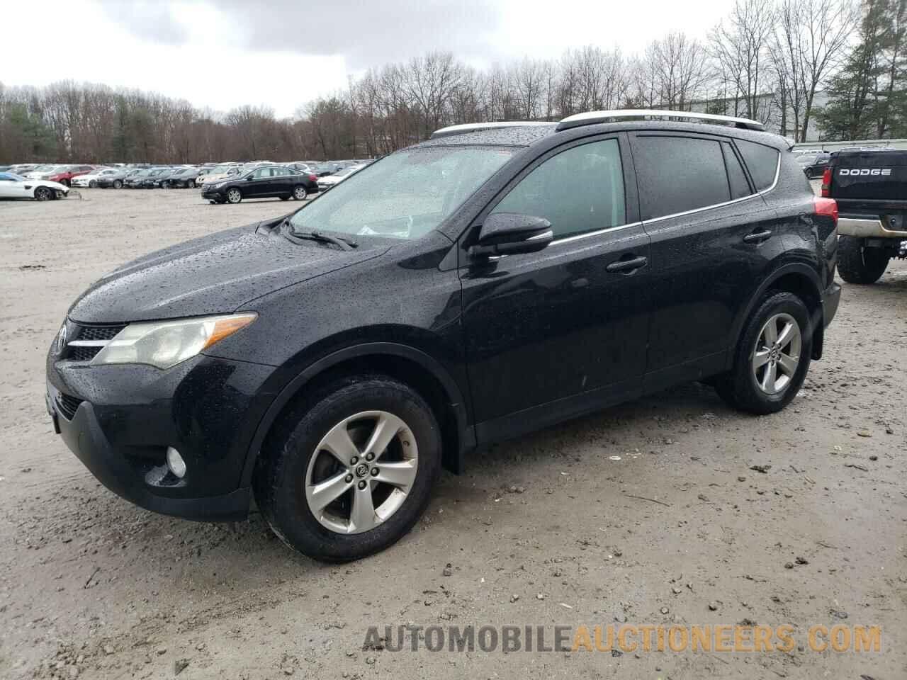 2T3RFREV2FW382244 TOYOTA RAV4 2015