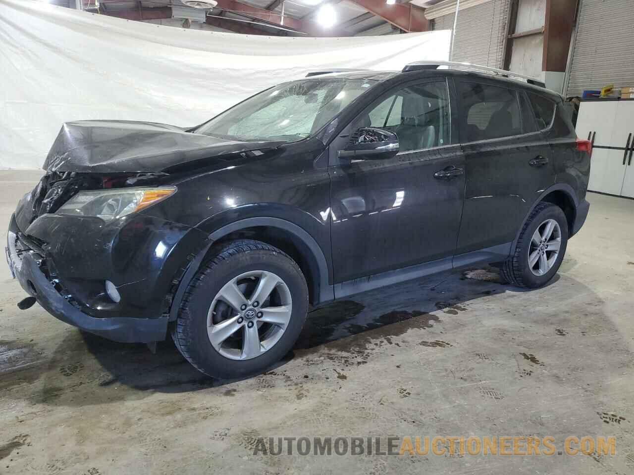 2T3RFREV2FW382972 TOYOTA RAV4 2015