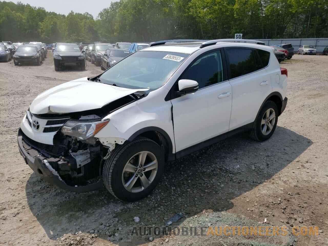 2T3RFREV2FW384012 TOYOTA RAV4 2015