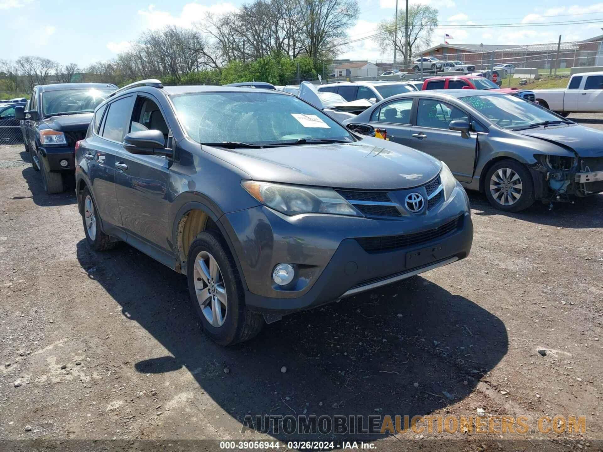 2T3RFREV2FW388593 TOYOTA RAV4 2015