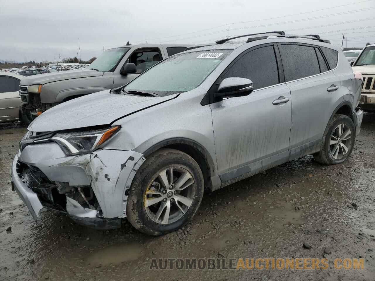 2T3RFREV2HW549995 TOYOTA RAV4 2017