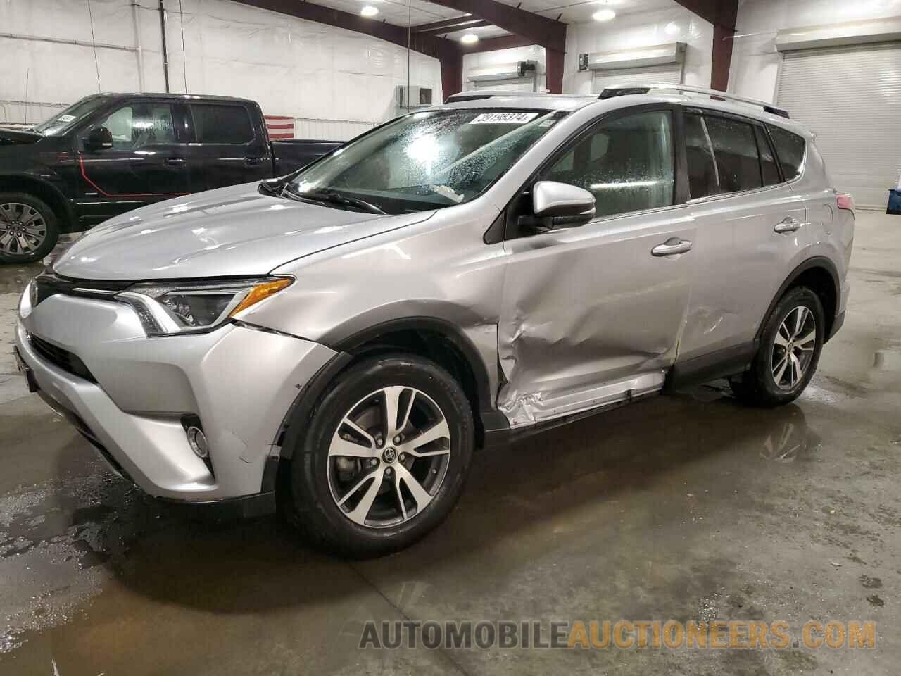 2T3RFREV2HW561838 TOYOTA RAV4 2017