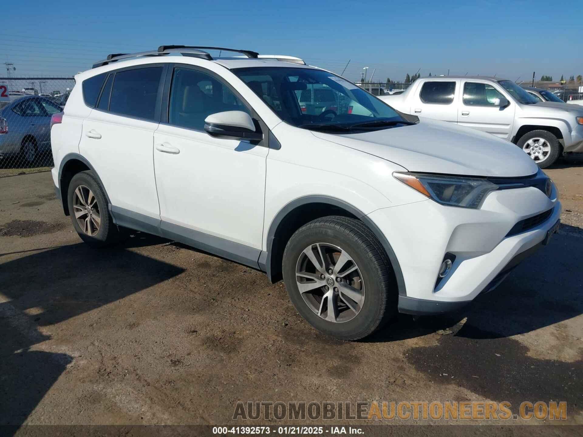 2T3RFREV2HW564948 TOYOTA RAV4 2017