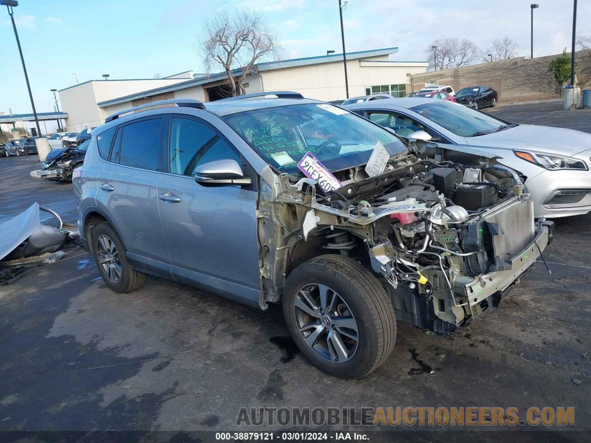 2T3RFREV2HW580891 TOYOTA RAV4 2017