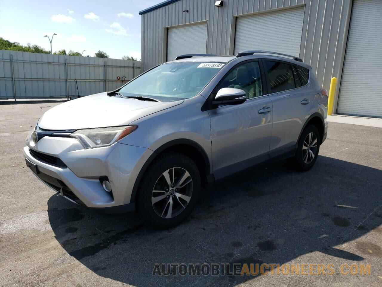 2T3RFREV2HW592149 TOYOTA RAV4 2017