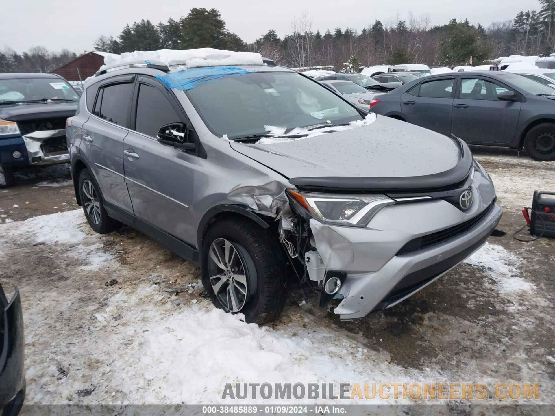 2T3RFREV2HW637915 TOYOTA RAV4 2017