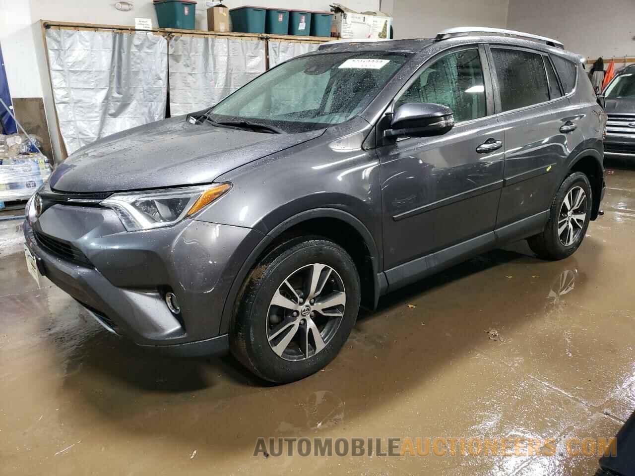 2T3RFREV2HW661647 TOYOTA RAV4 2017