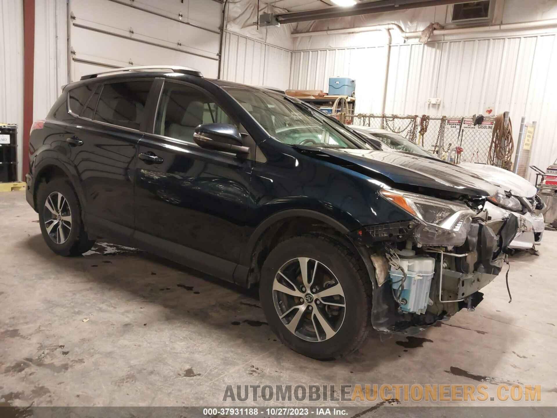 2T3RFREV2HW669621 TOYOTA RAV4 2017