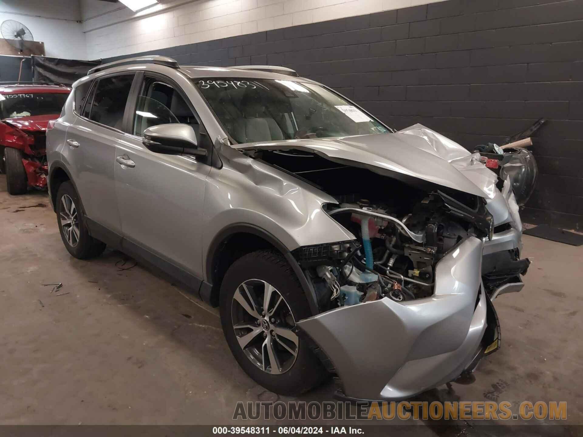 2T3RFREV2HW684491 TOYOTA RAV4 2017