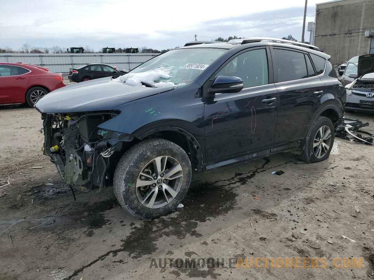 2T3RFREV2HW692199 TOYOTA RAV4 2017