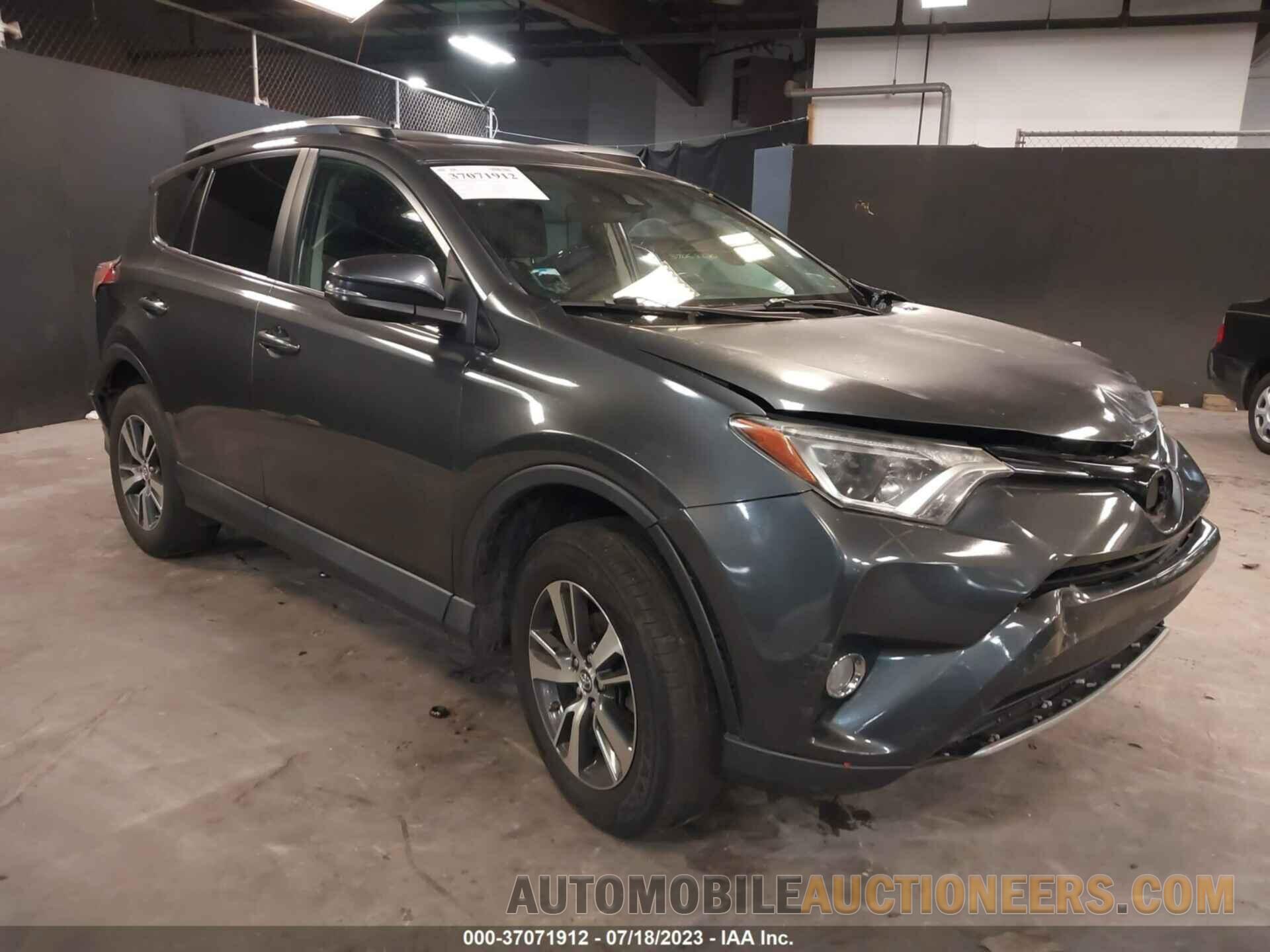 2T3RFREV2JW701408 TOYOTA RAV4 2018