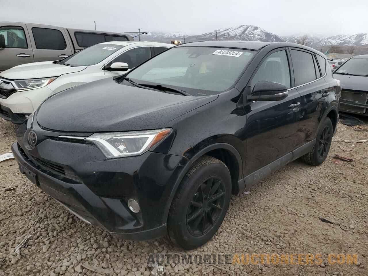 2T3RFREV2JW704132 TOYOTA RAV4 2018