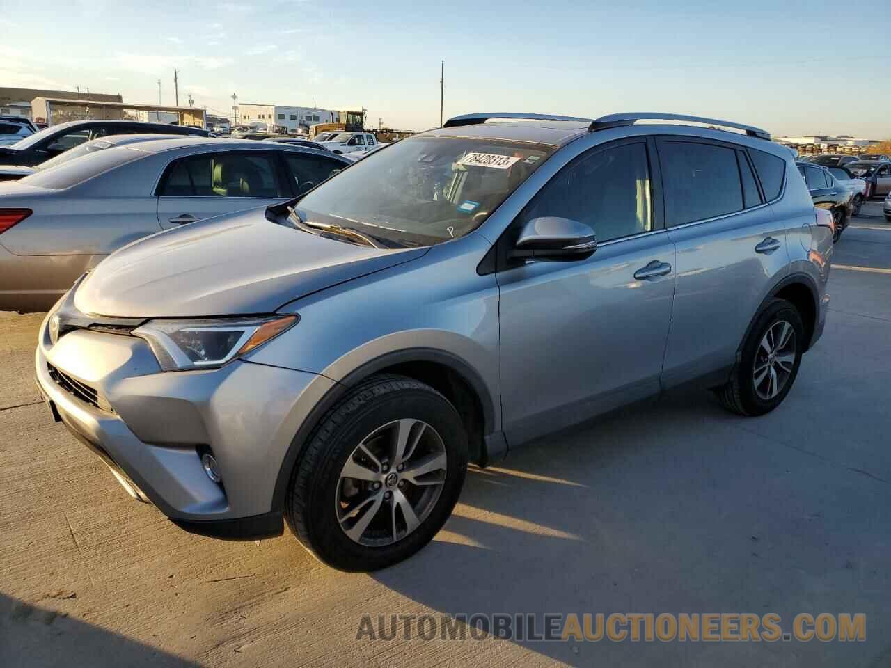 2T3RFREV2JW720184 TOYOTA RAV4 2018