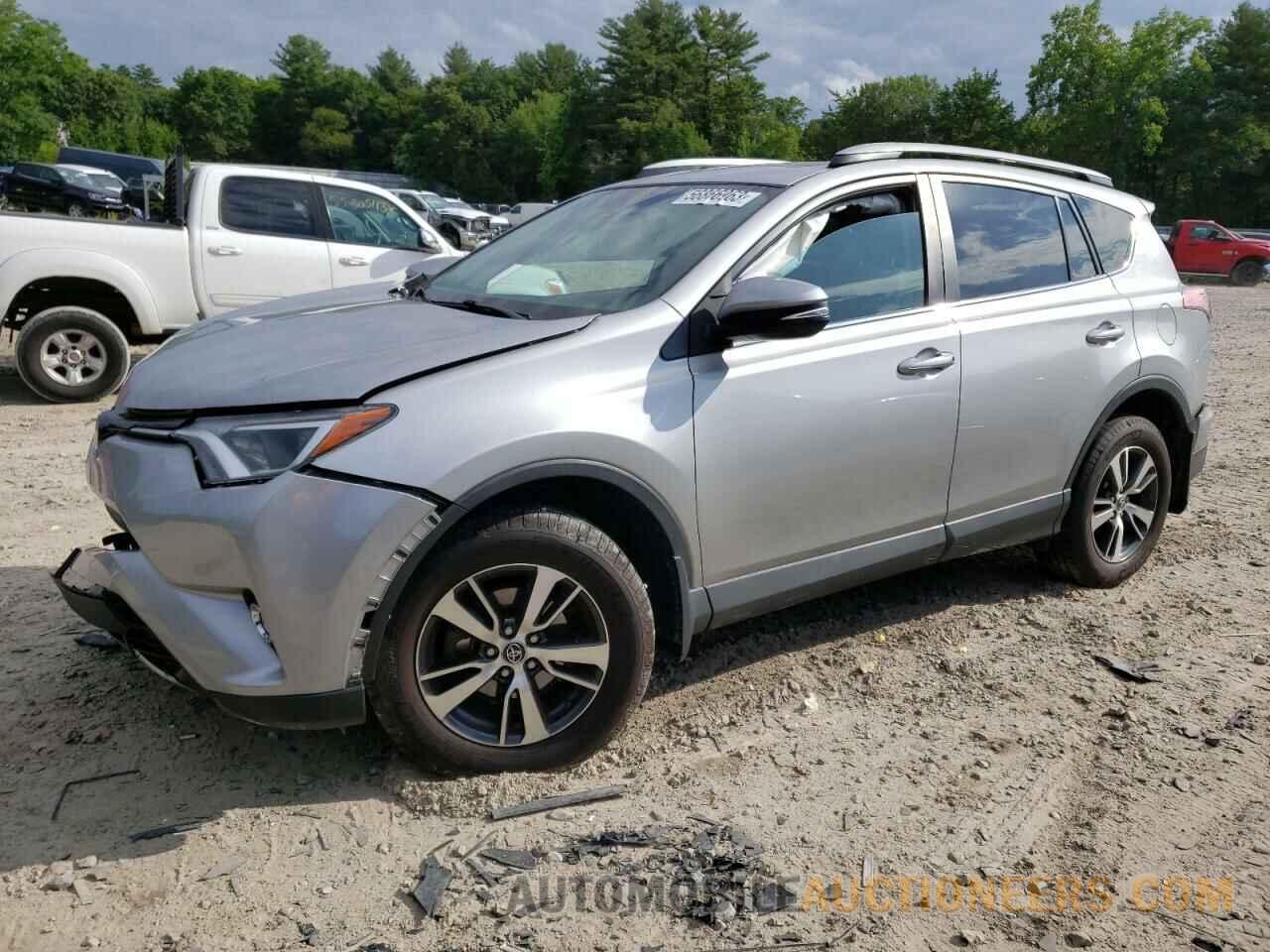 2T3RFREV2JW751872 TOYOTA RAV4 2018