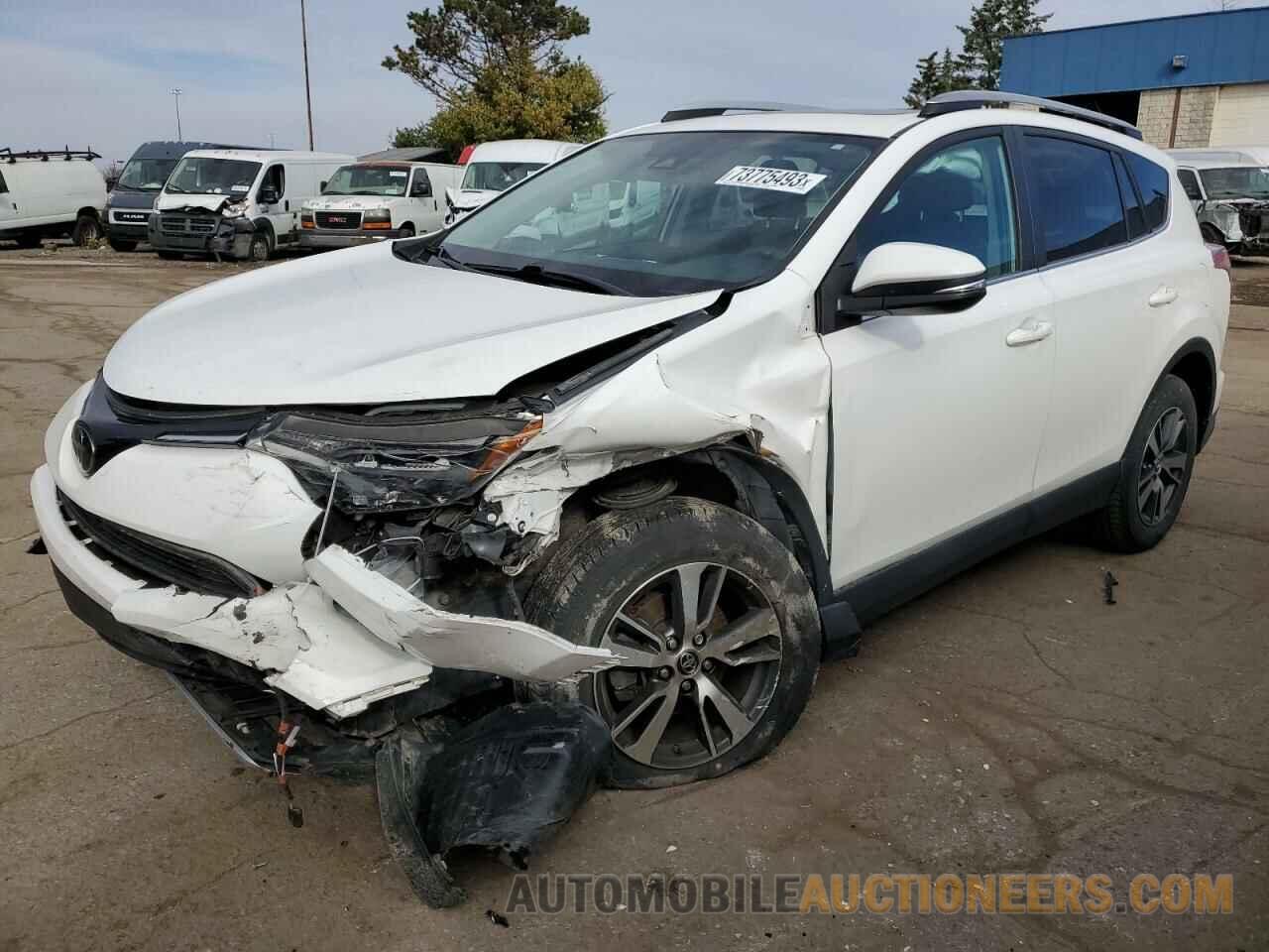 2T3RFREV2JW765240 TOYOTA RAV4 2018