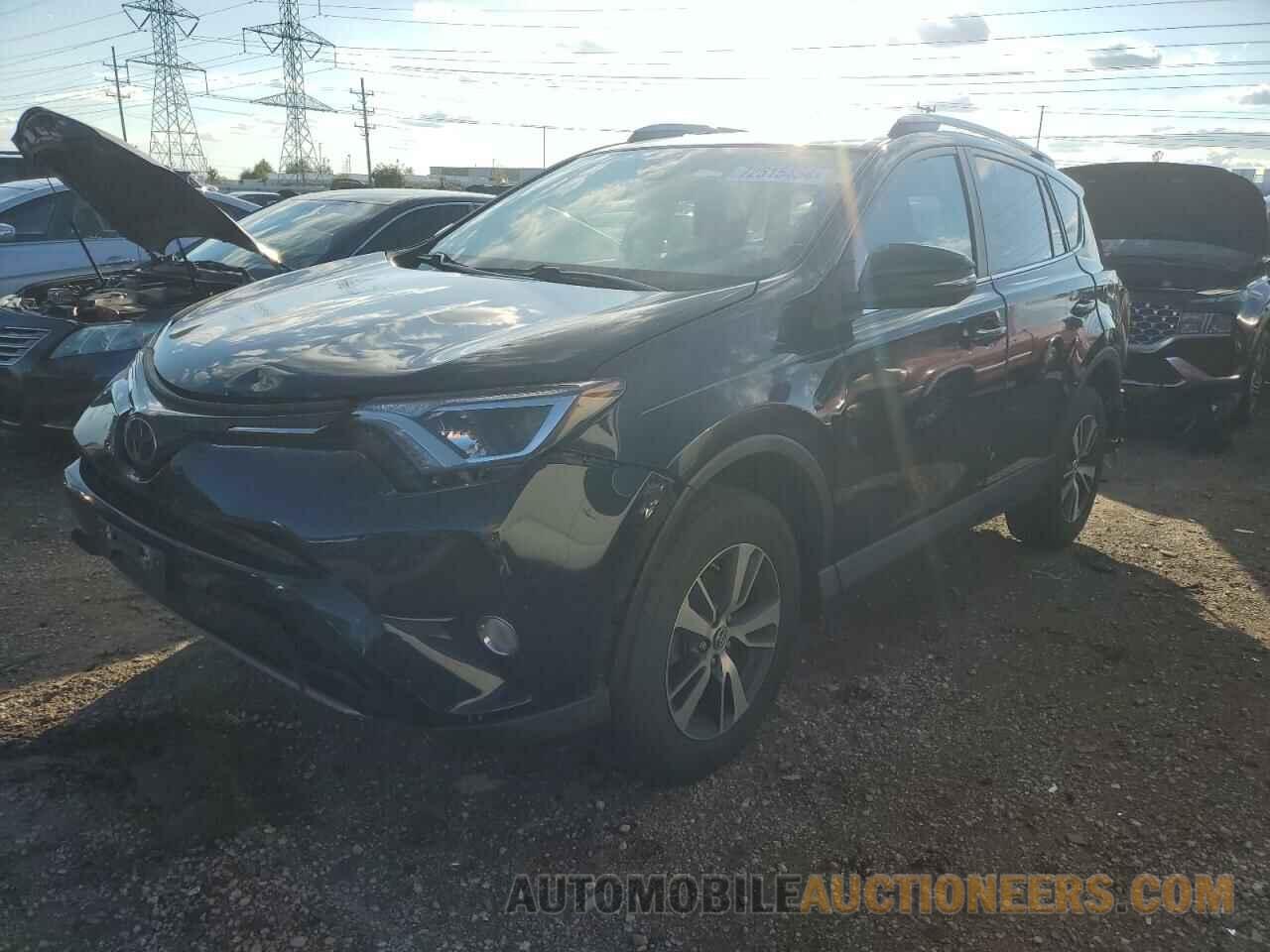 2T3RFREV2JW772740 TOYOTA RAV4 2018