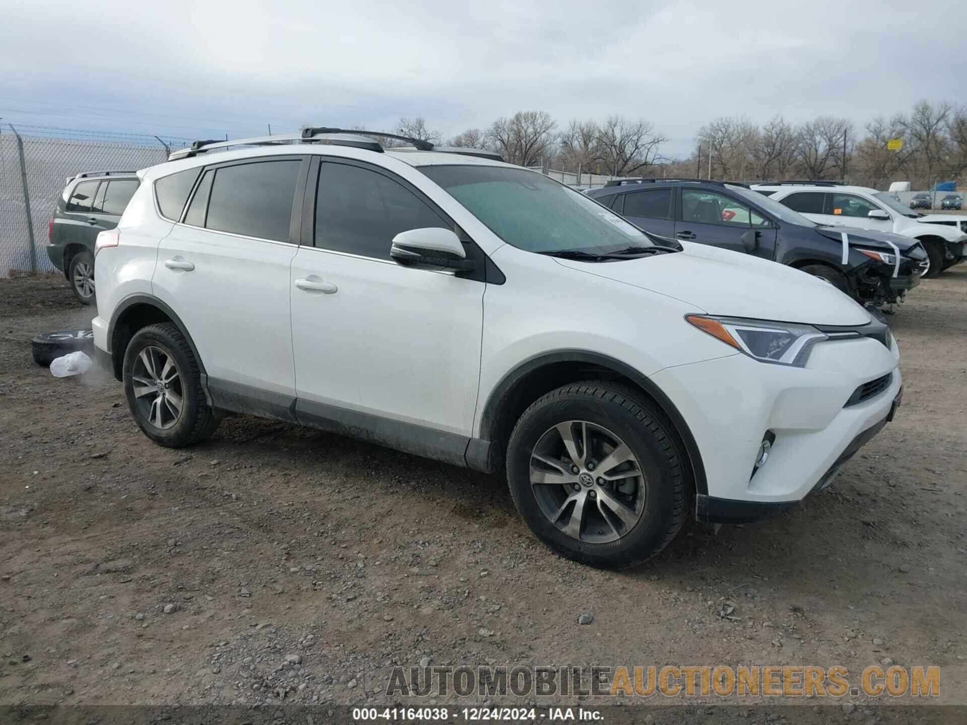 2T3RFREV2JW777906 TOYOTA RAV4 2018