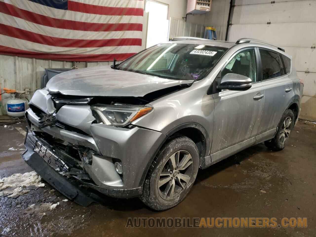 2T3RFREV2JW780322 TOYOTA RAV4 2018