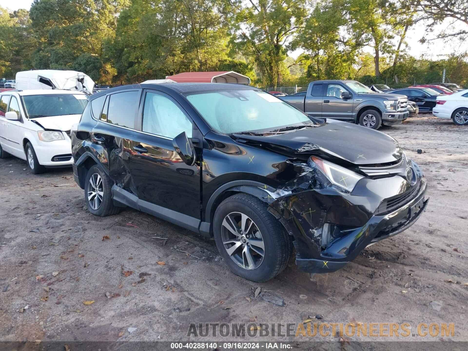 2T3RFREV2JW806224 TOYOTA RAV4 2018