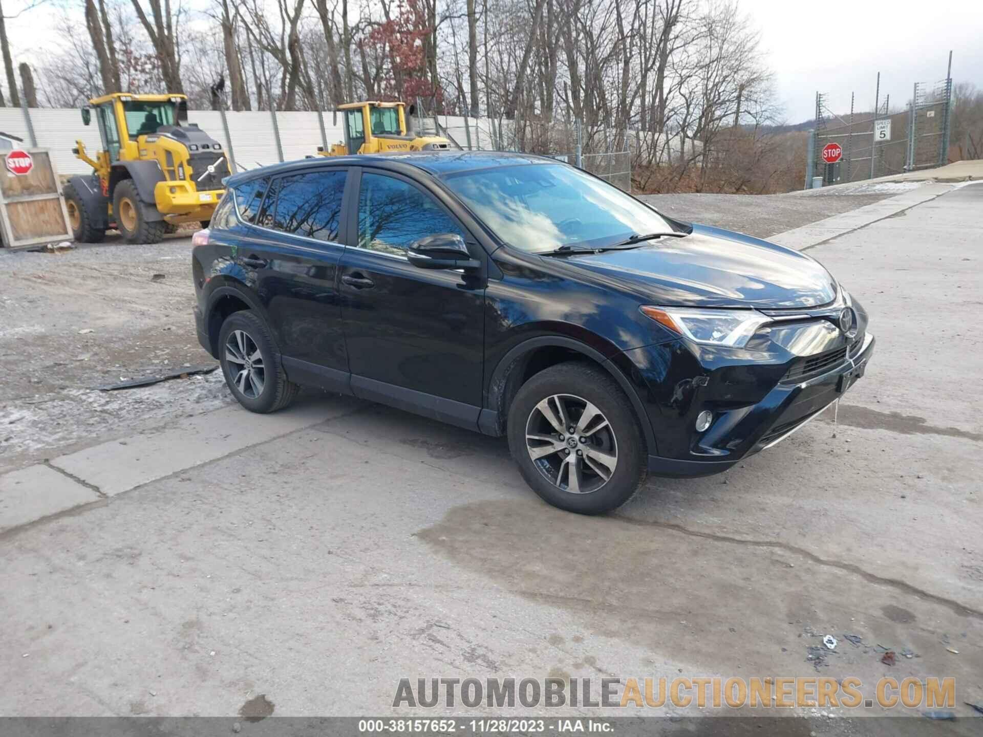 2T3RFREV2JW808555 TOYOTA RAV4 2018