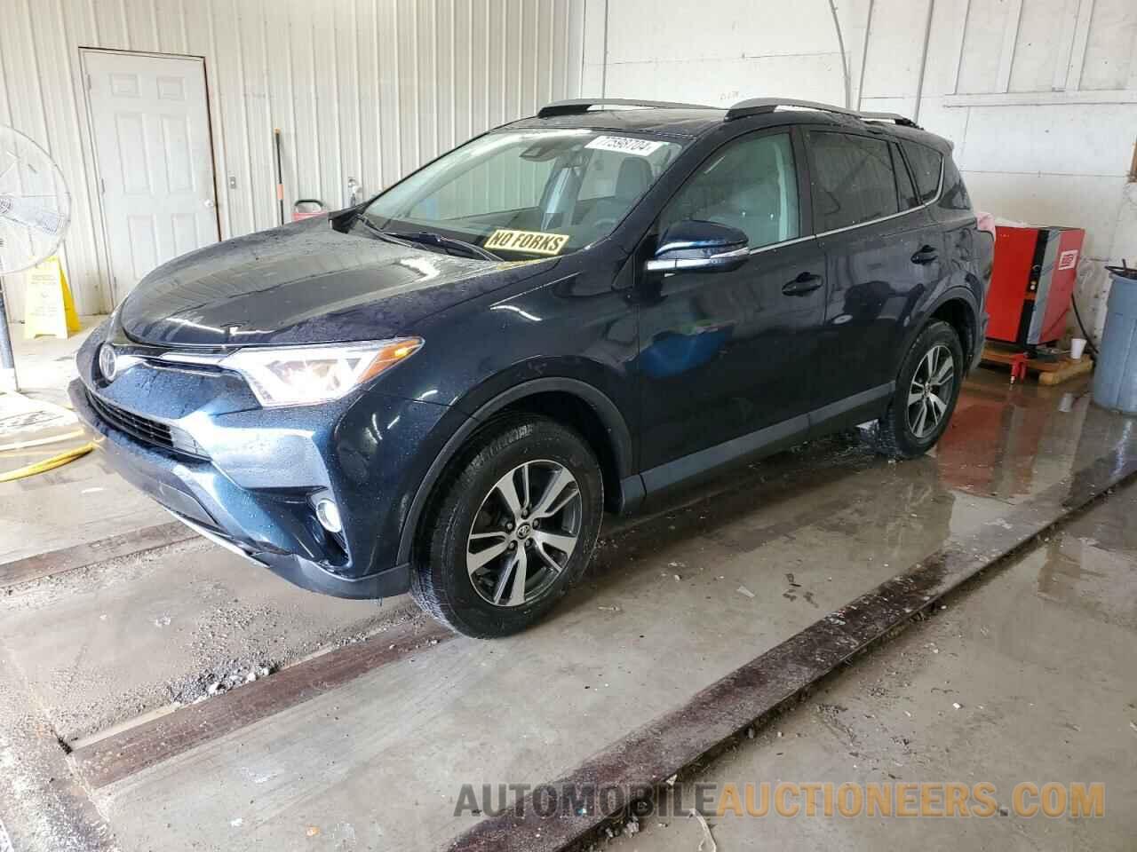 2T3RFREV2JW819653 TOYOTA RAV4 2018