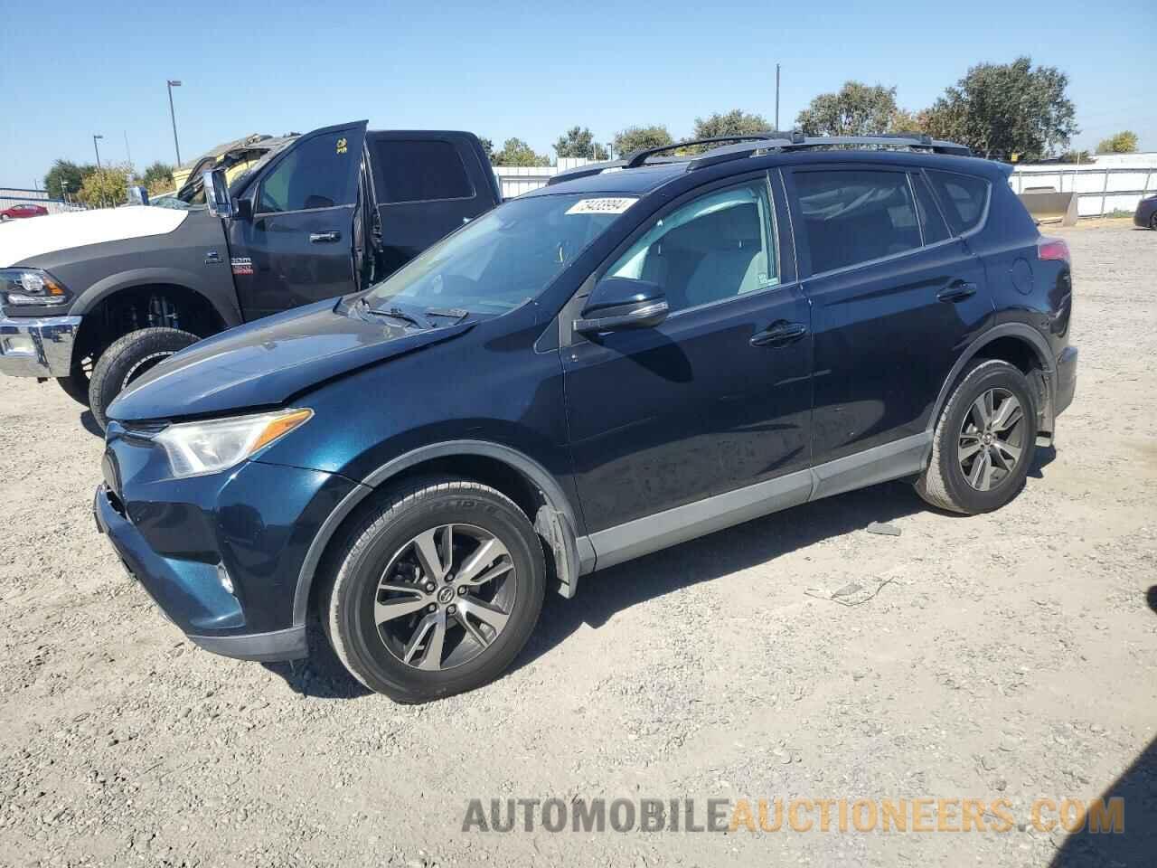 2T3RFREV2JW838381 TOYOTA RAV4 2018