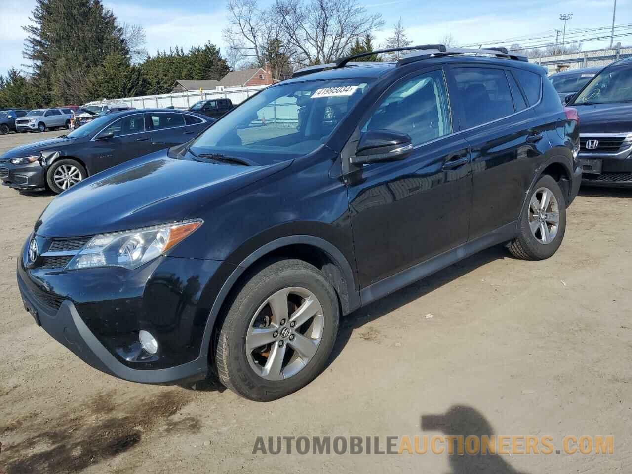 2T3RFREV3FW251694 TOYOTA RAV4 2015