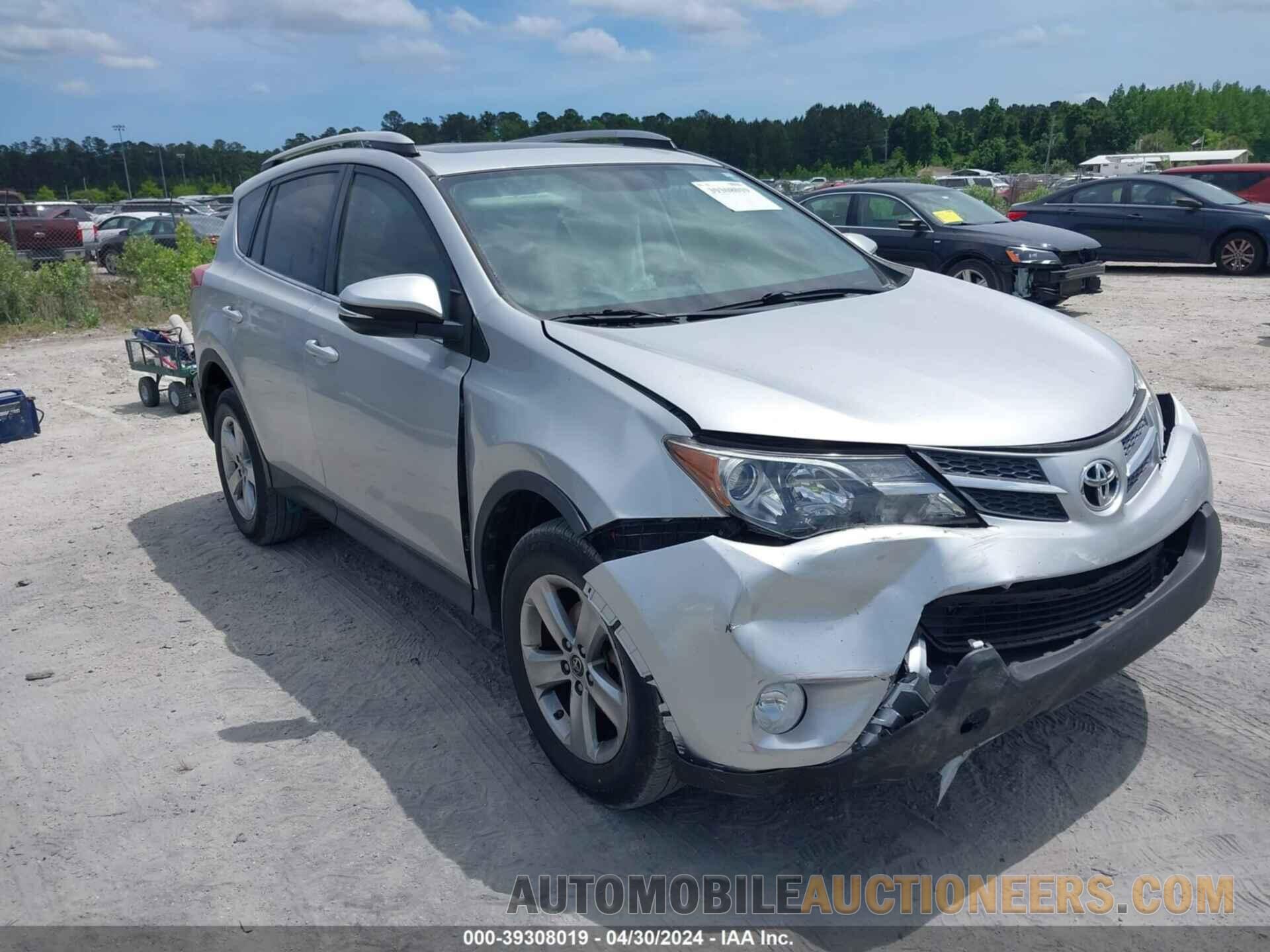 2T3RFREV3FW311392 TOYOTA RAV4 2015