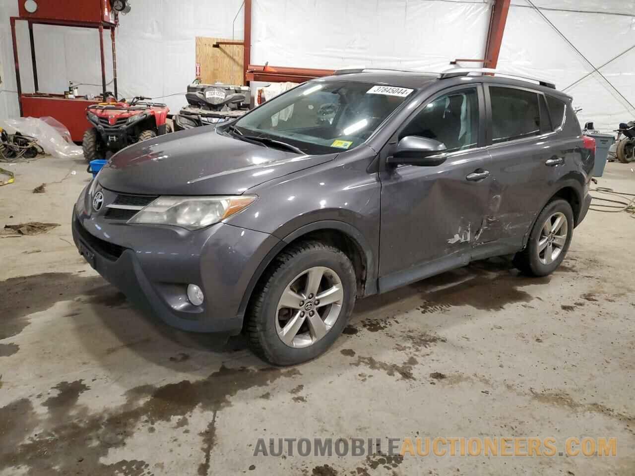 2T3RFREV3FW332940 TOYOTA RAV4 2015