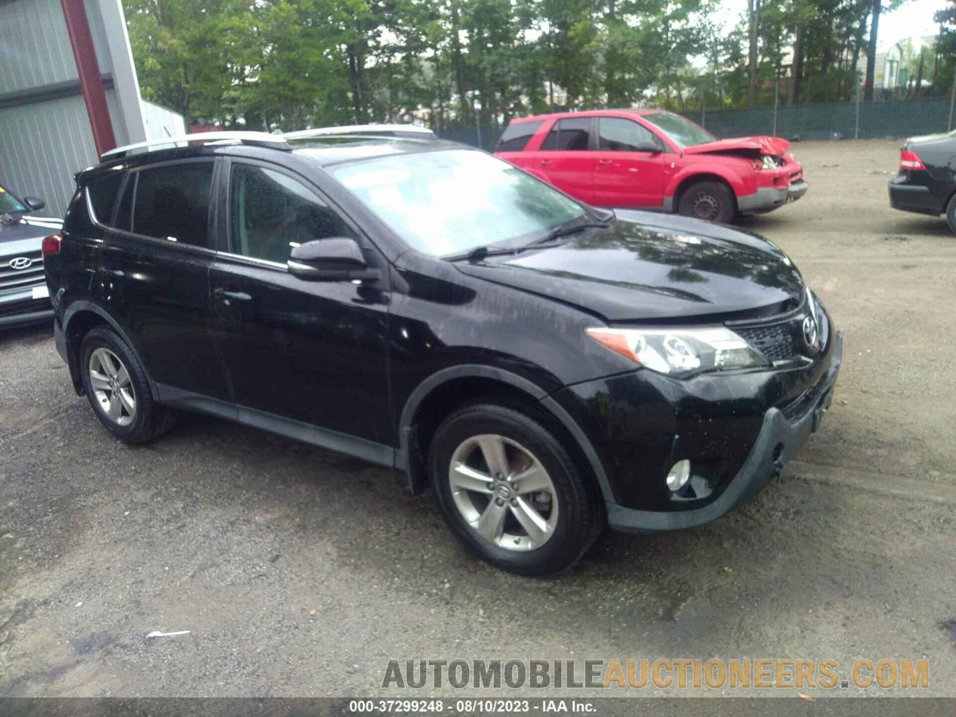 2T3RFREV3FW340729 TOYOTA RAV4 2015