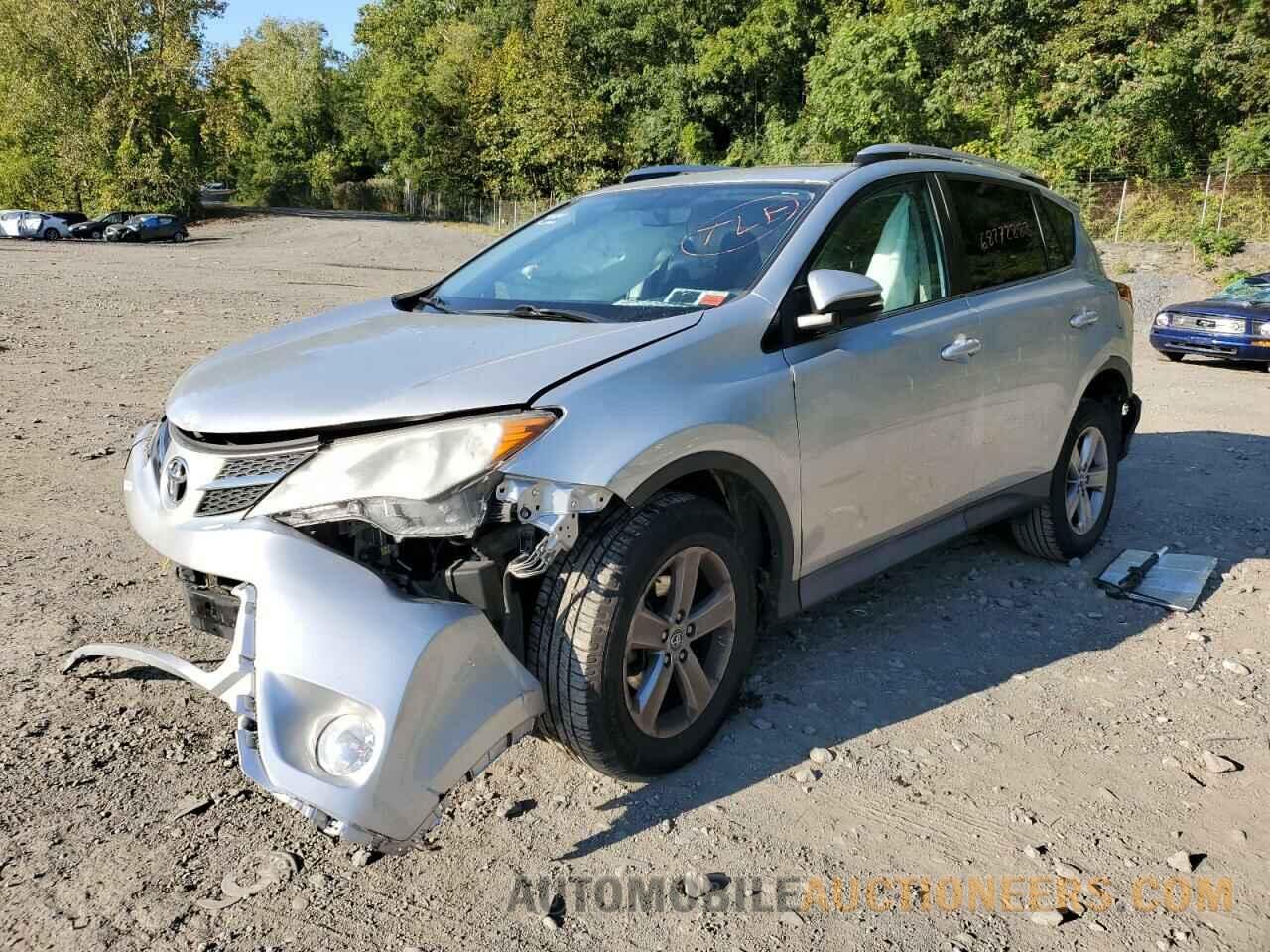 2T3RFREV3FW364545 TOYOTA RAV4 2015