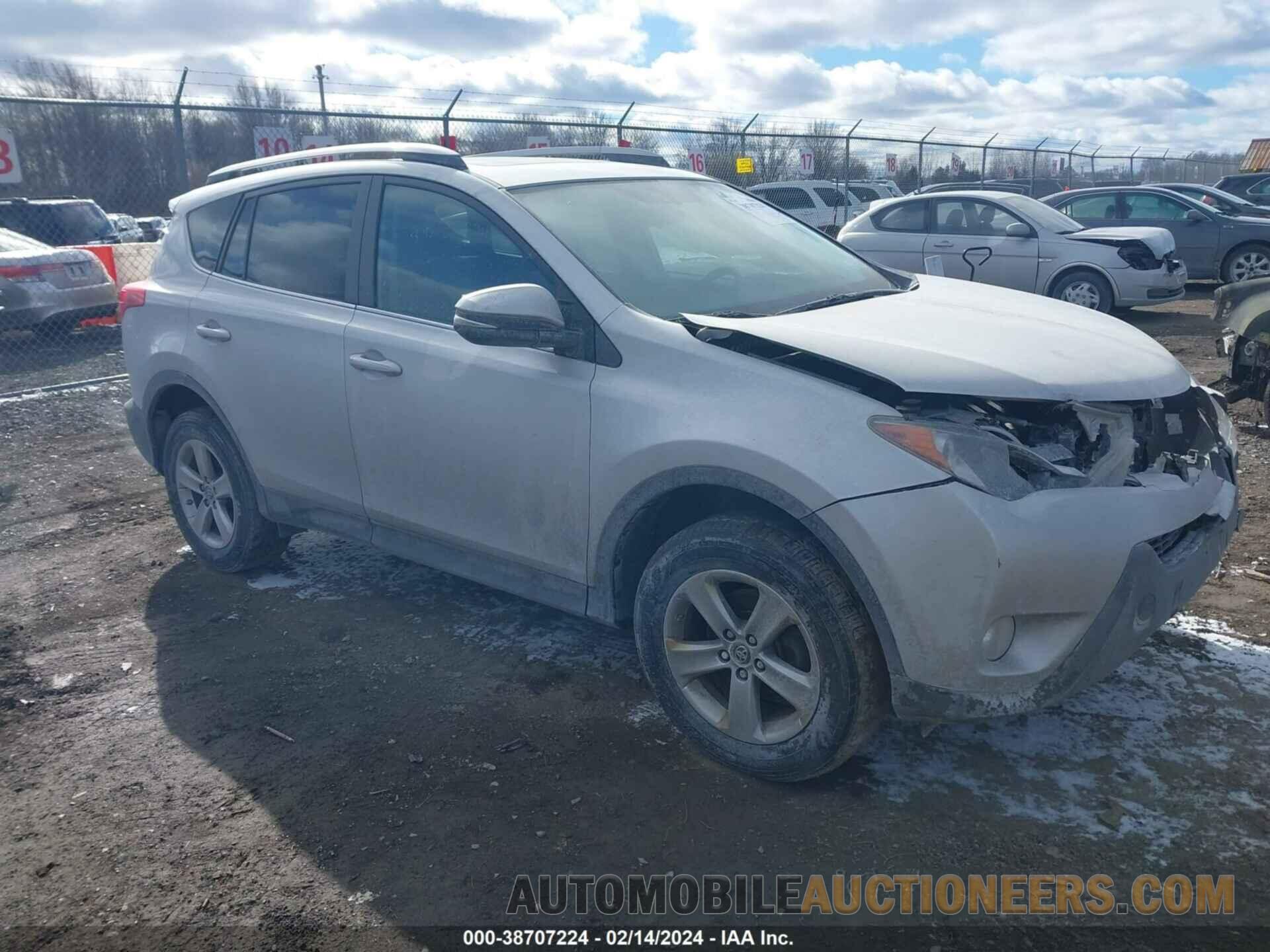 2T3RFREV3FW377070 TOYOTA RAV4 2015