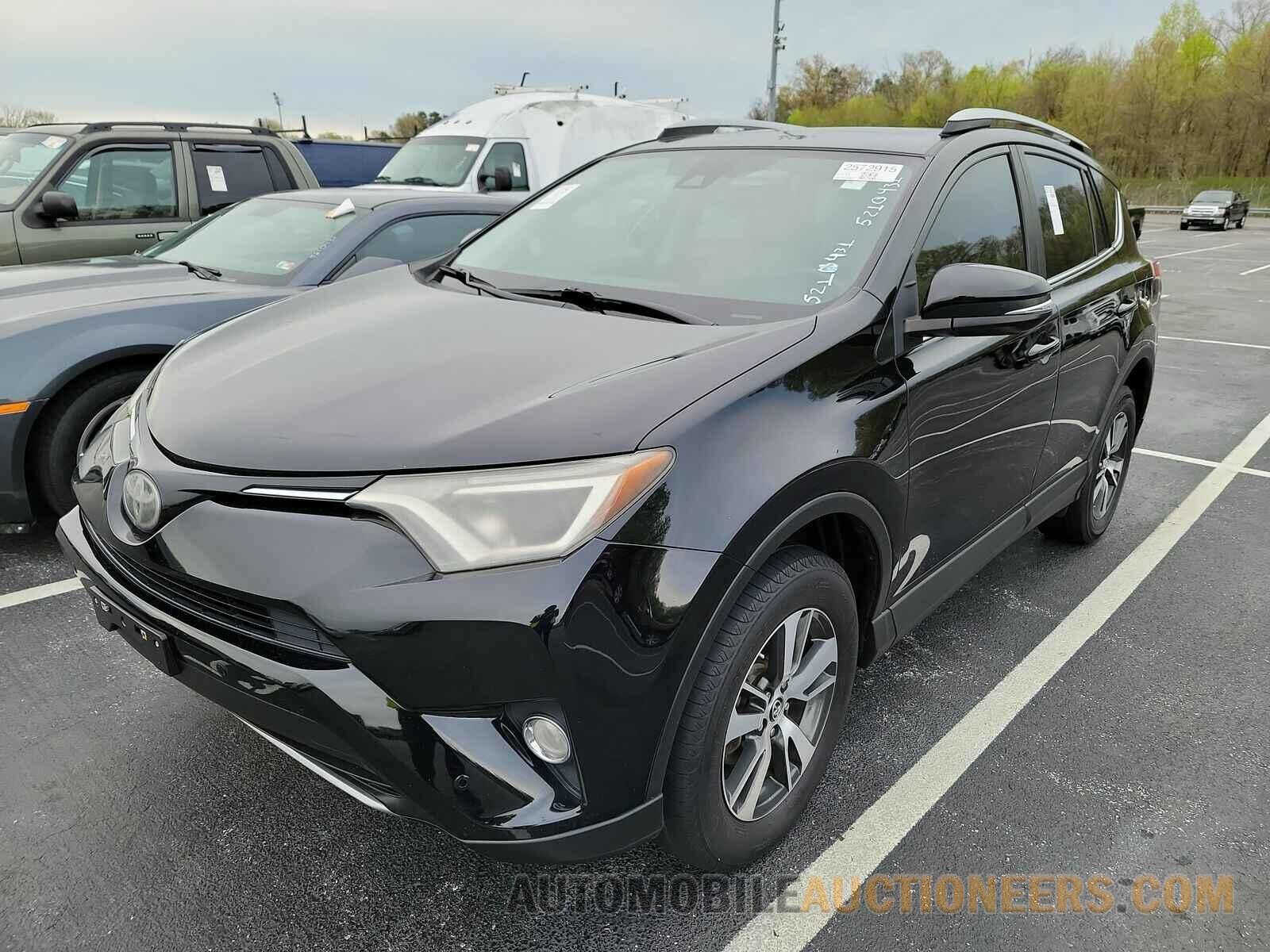 2T3RFREV3HW595769 Toyota RAV4 2017