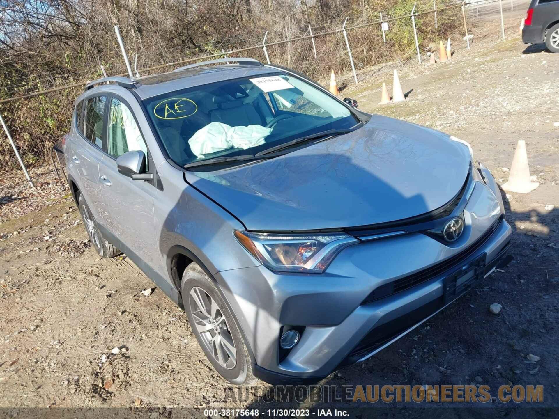 2T3RFREV3HW647546 TOYOTA RAV4 2017