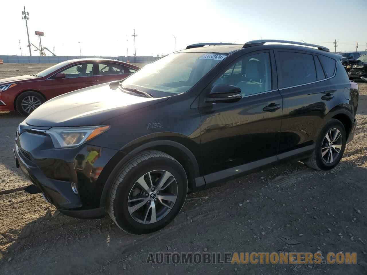 2T3RFREV3HW674844 TOYOTA RAV4 2017