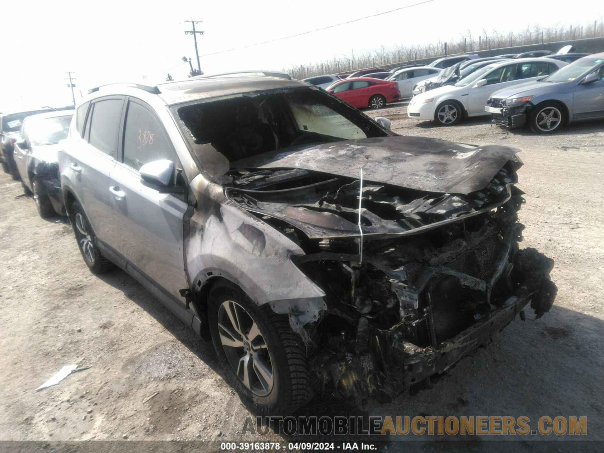 2T3RFREV3HW682281 TOYOTA RAV4 2017