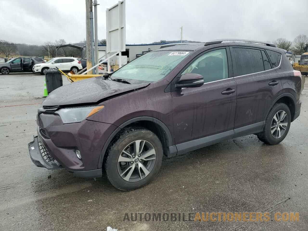 2T3RFREV3HW693118 TOYOTA RAV4 2017