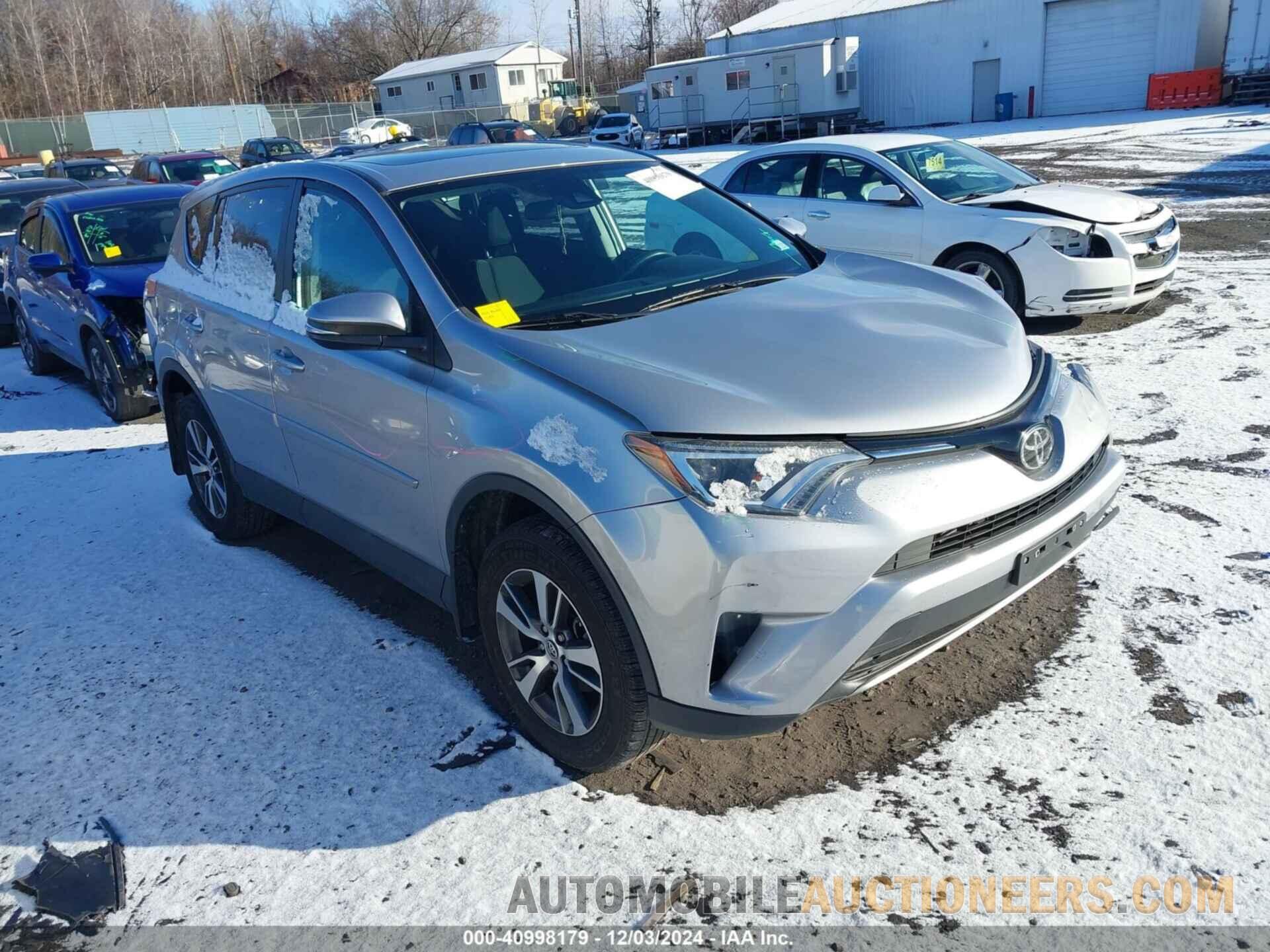 2T3RFREV3JW732215 TOYOTA RAV4 2018