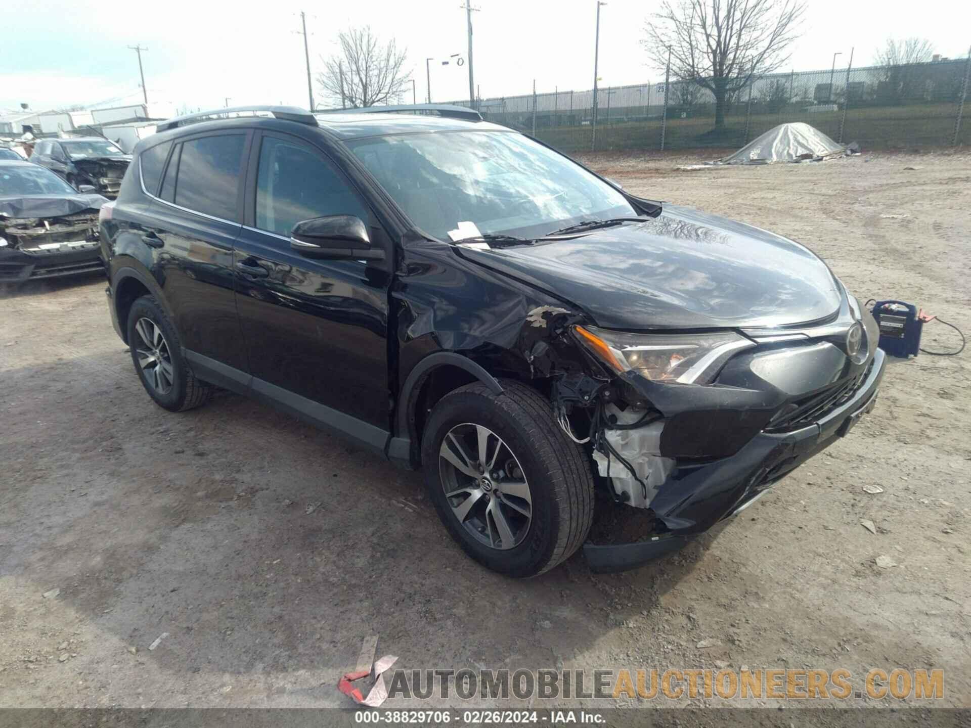 2T3RFREV3JW735955 TOYOTA RAV4 2018